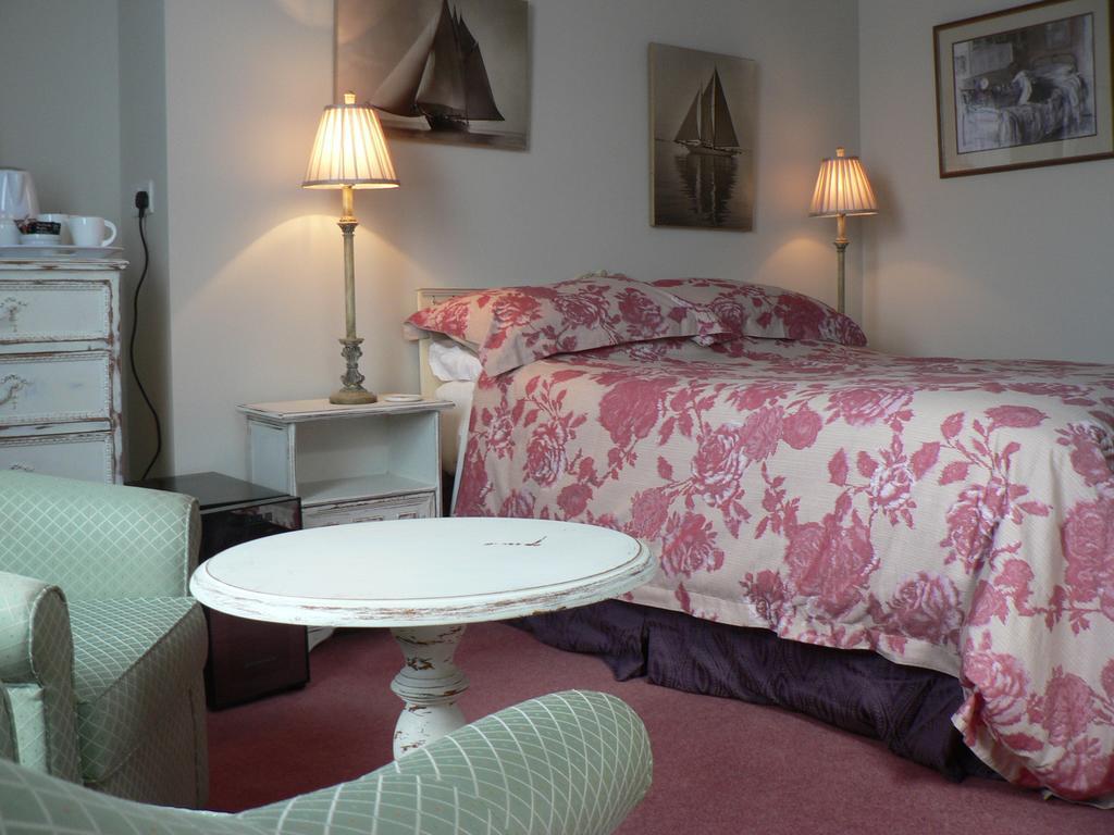 16 Franklin Bijou Boutique Bed and Breakfast Harrogate Kamer foto